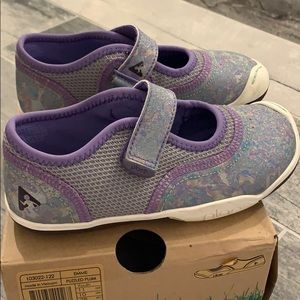 PLAE girls shoe size 11 - Emme in puzzled plum